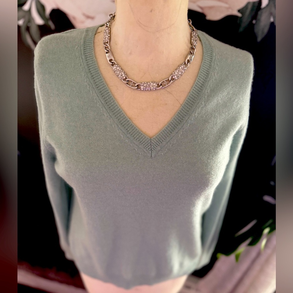 Cashmere sweater sage green Tahari